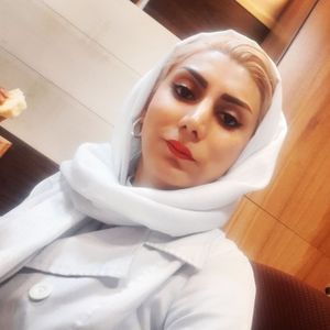 ساناز جوادی یگانه